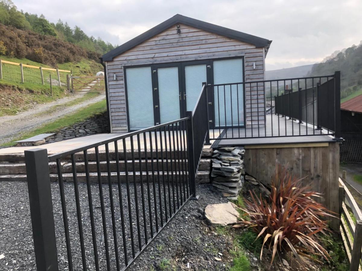 The Lodge Llangollen Exterior foto